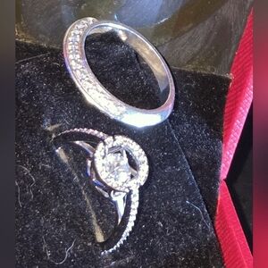 Marquis cup floating Stone